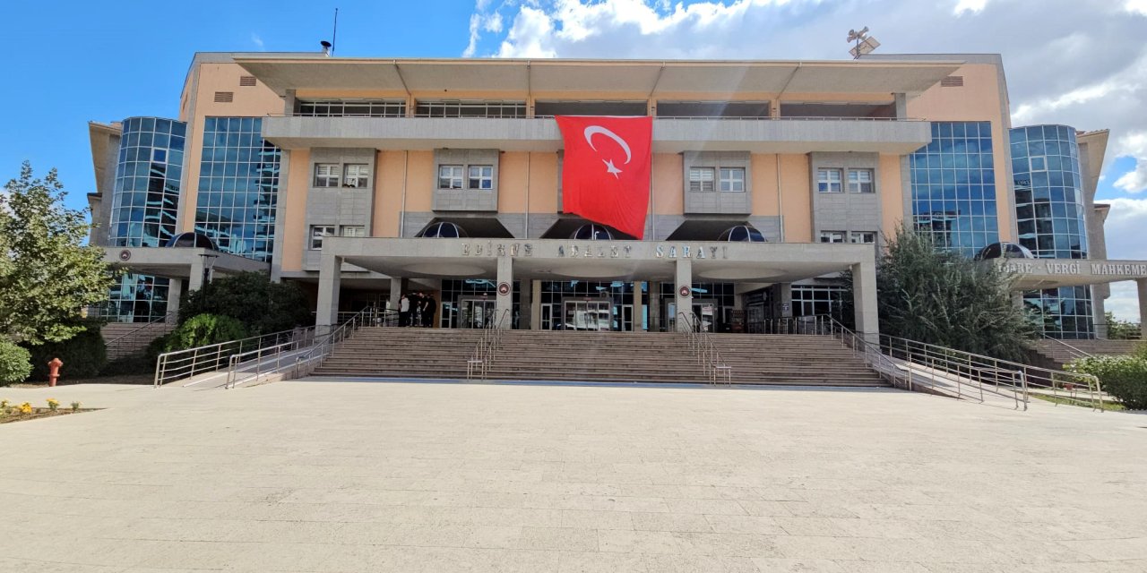 Şehit ailesini 846 bin TL dolandıran 11 şüpheli adliyeye sevk edildi