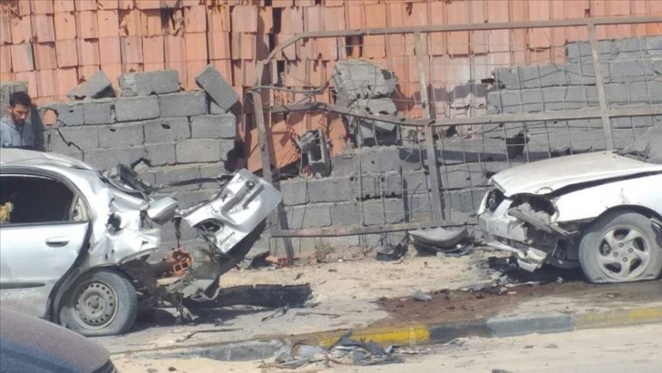Libya'da Hafter milislerinin Mitiga Havalimanı’ına düzenlediği saldırıda 2 kişi öldü