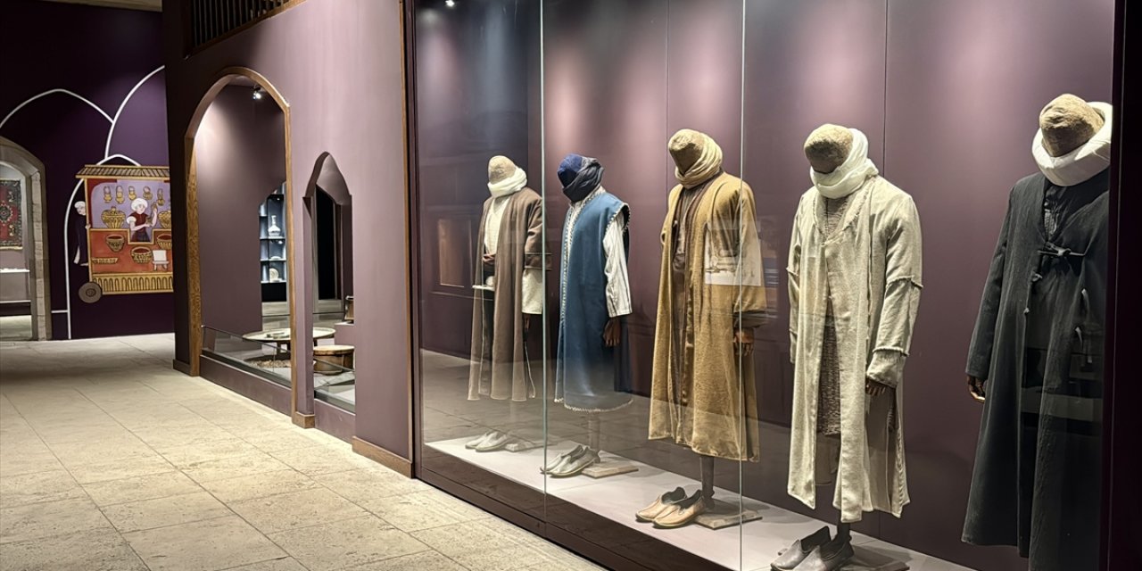 Ahilik ruhu nesilleri aydınlatıyor