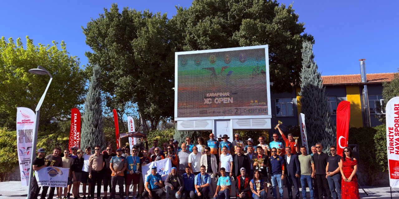 Konya’da gökyüzü şöleni bitti