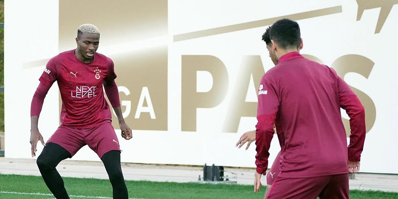 Osimhen, Konyaspor maçı öncesi idmana çıktı