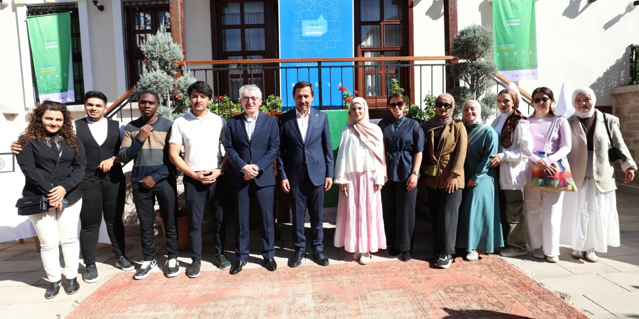 Dünya gençleri Konya’da Türk sanatını keşfetti