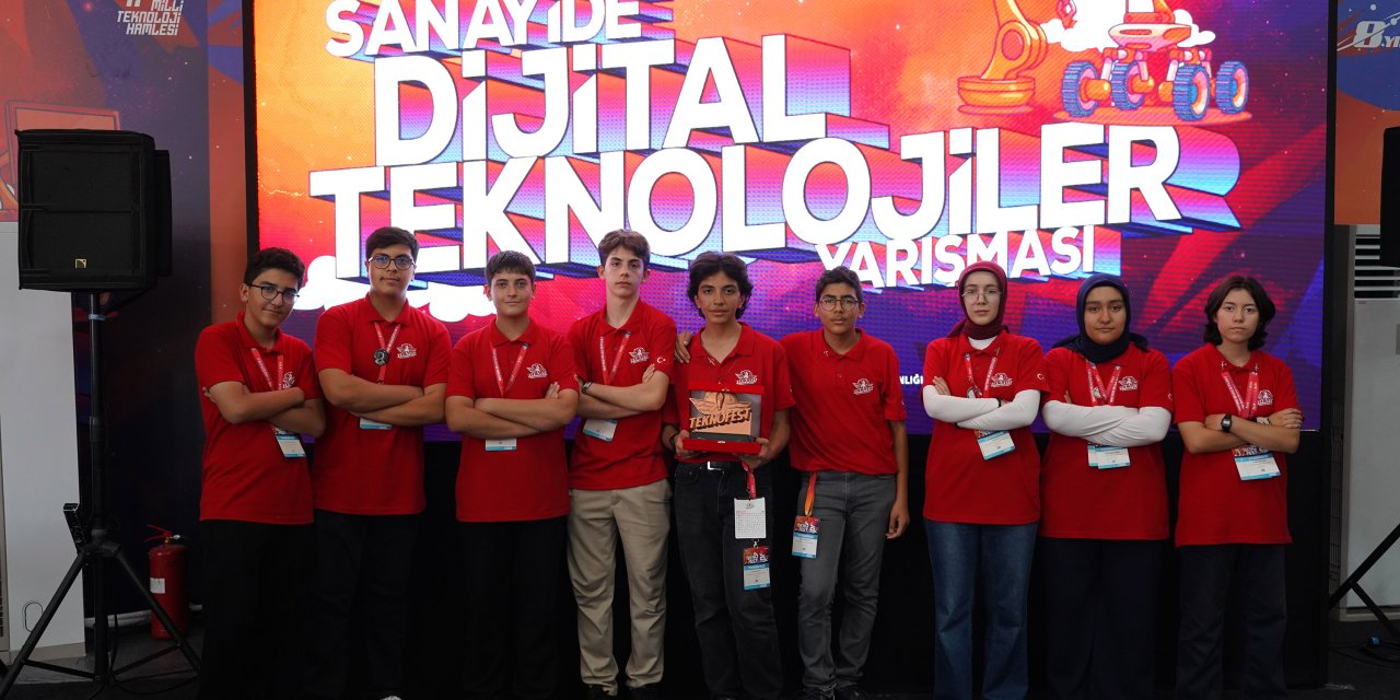 Bilim Konya, 7 takımla TEKNOFEST’te finale kaldı: Ödüllerle döndü