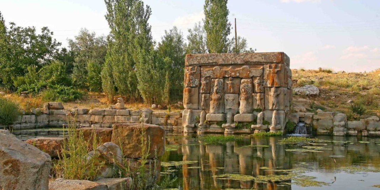 Dünyanın ilk havuzu Konya’da! Su mühendisliğinin mucizesi