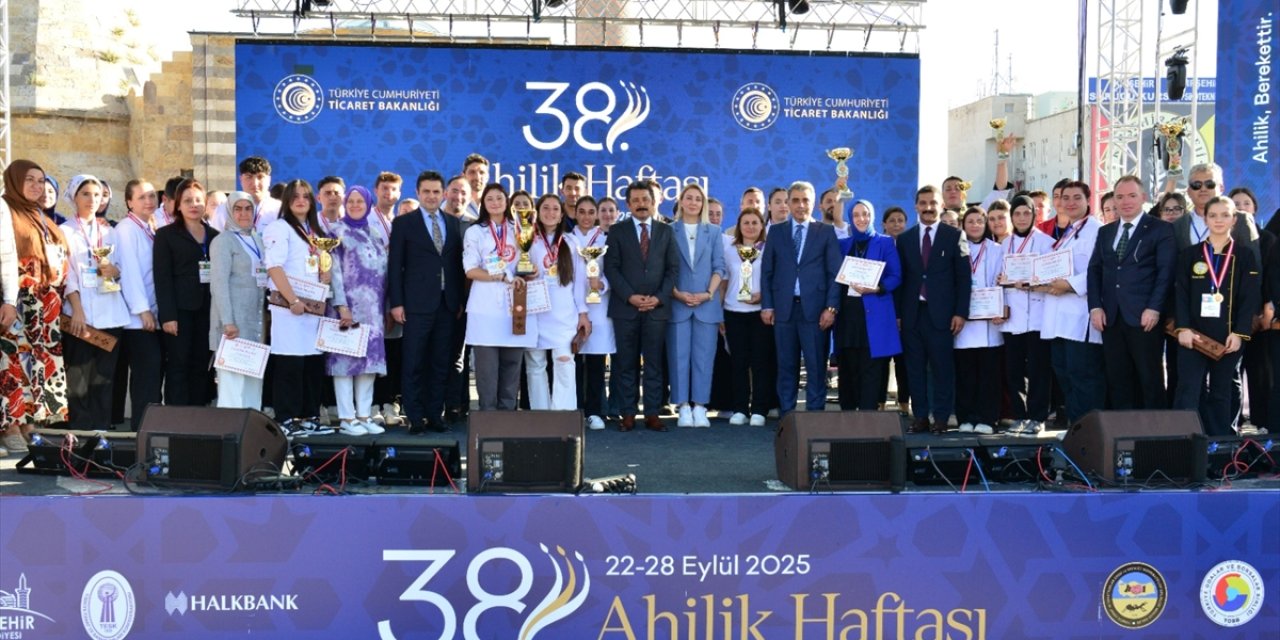 Kırşehir’deki yöresel lezzet yarışmasının kazananı Konya oldu