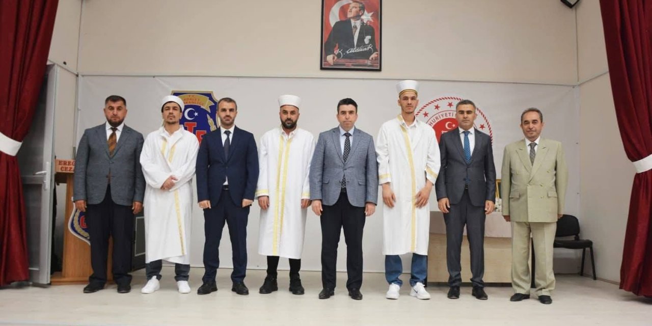 Konya’daki bir cezaevinde 3 mahkum hafız oldu