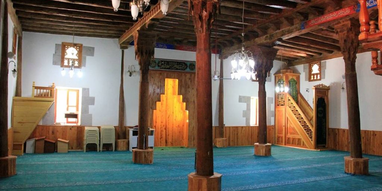 Konya’da camiden çalınan 600 yıllık mihrap 55 yıl sonra Antalya’da bulundu