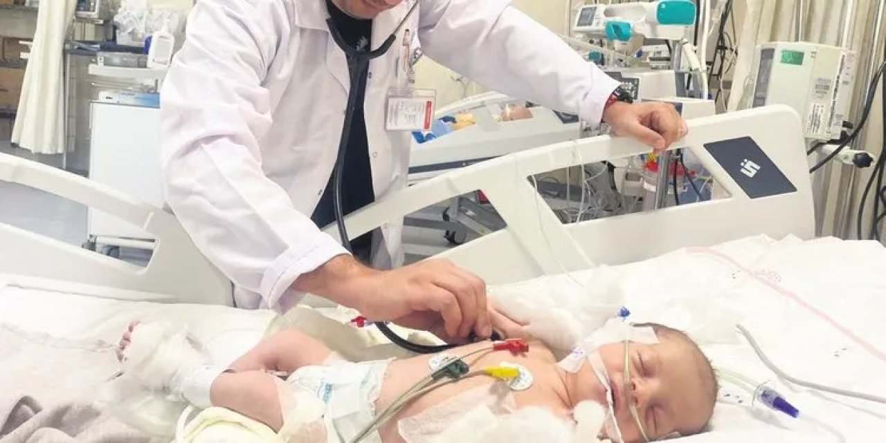 Asel bebek Konya’da 4 saatlik kritik ameliyatla hayata tutundu