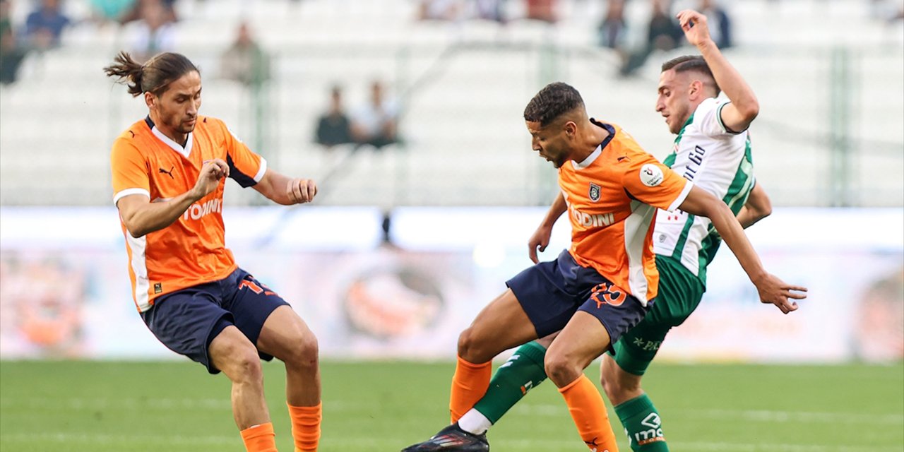 7’nci haftada perde kapandı, Konyaspor puanını 10’a çıkardı