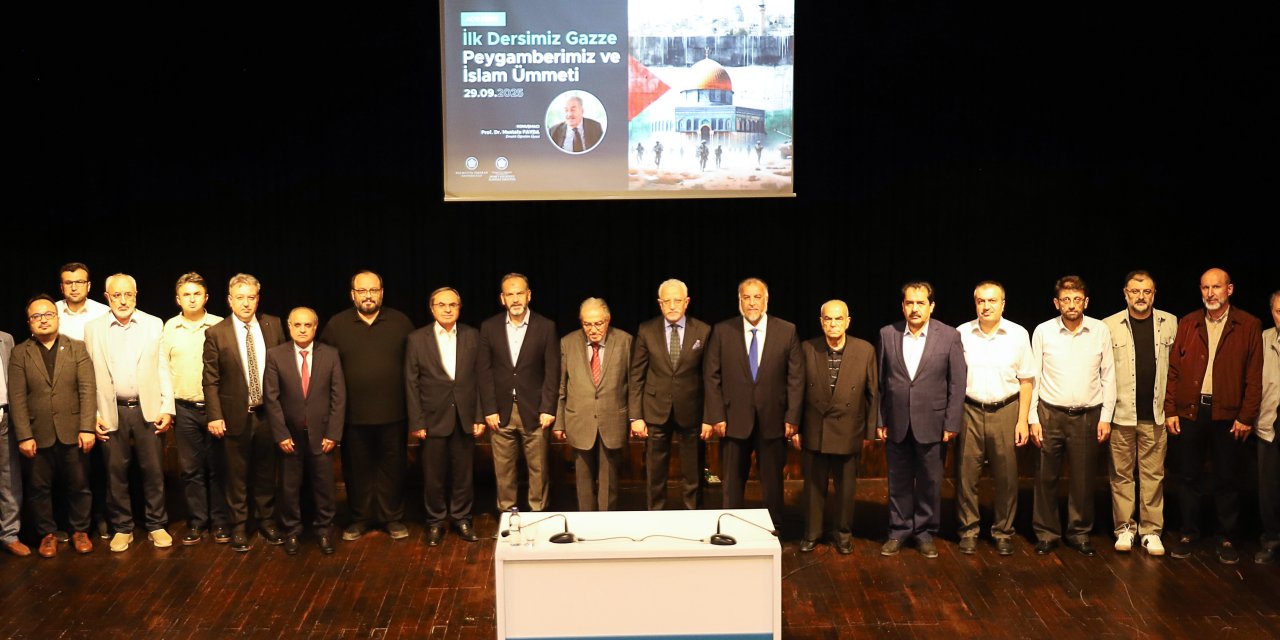 NEÜ’de yeni akademik yıla Gazze anılarak başlandı