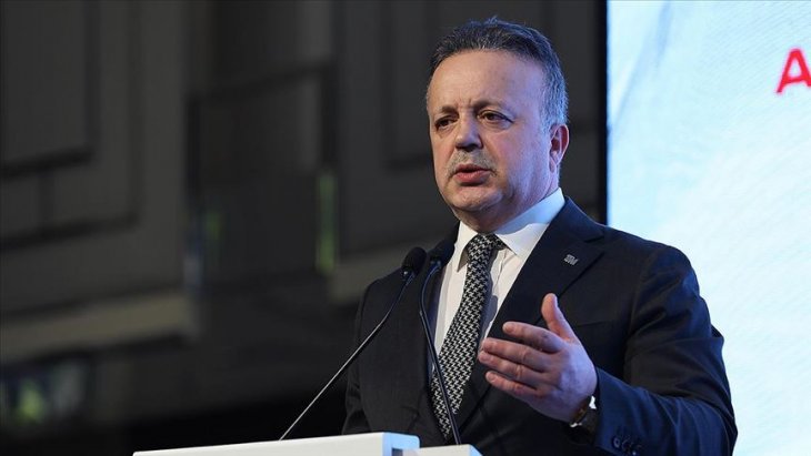 TİM Başkanı: Günlük 1 milyon adet maske ve 100 bin litre dezenfektan üretilecek