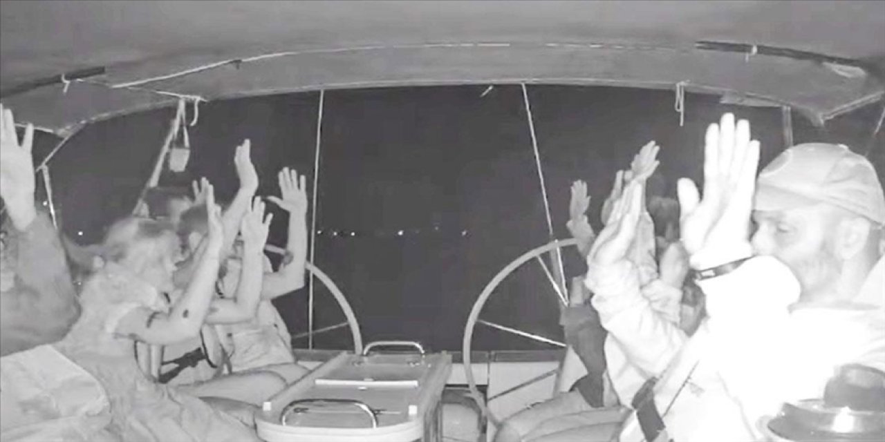 İsrail'in Küresel Sumud Filosu'na saldırısı uluslararası hukuka aykırı