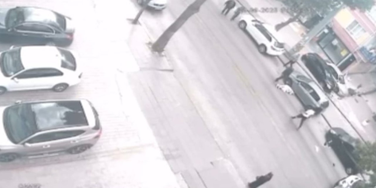 Ambulansın çarptığı yaşlı kadın yaşamını yitirdi