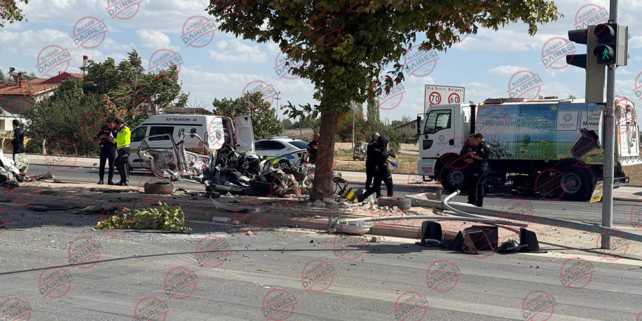 Konya'da ölümlü kaza! İkiye bölünen aracın sürücüsü Mevlüt Külcü hayatını kaybetti
