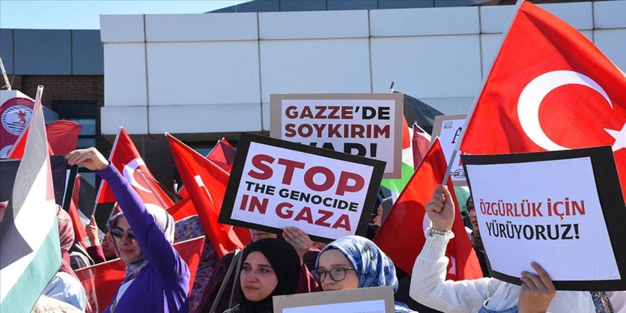 Türkiye ayakta! İsrail'in Sumud Filosu'na saldırısı protesto ediliyor