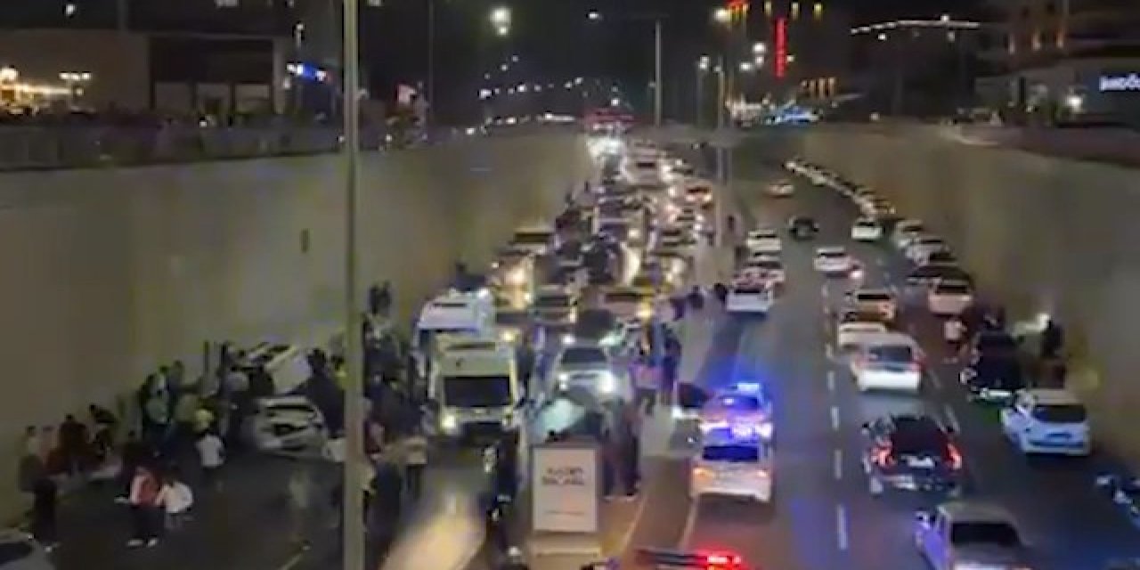 Alt geçitte 3 araç birbirine girdi, 1’i ağır 5 kişi yaralı