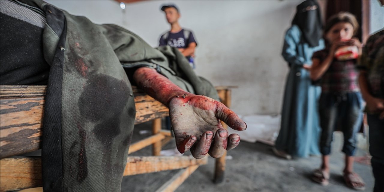 Gazze'de 2 yıldır devam eden İsrail saldırılarında ölen çocuk sayısı 20 bini aştı