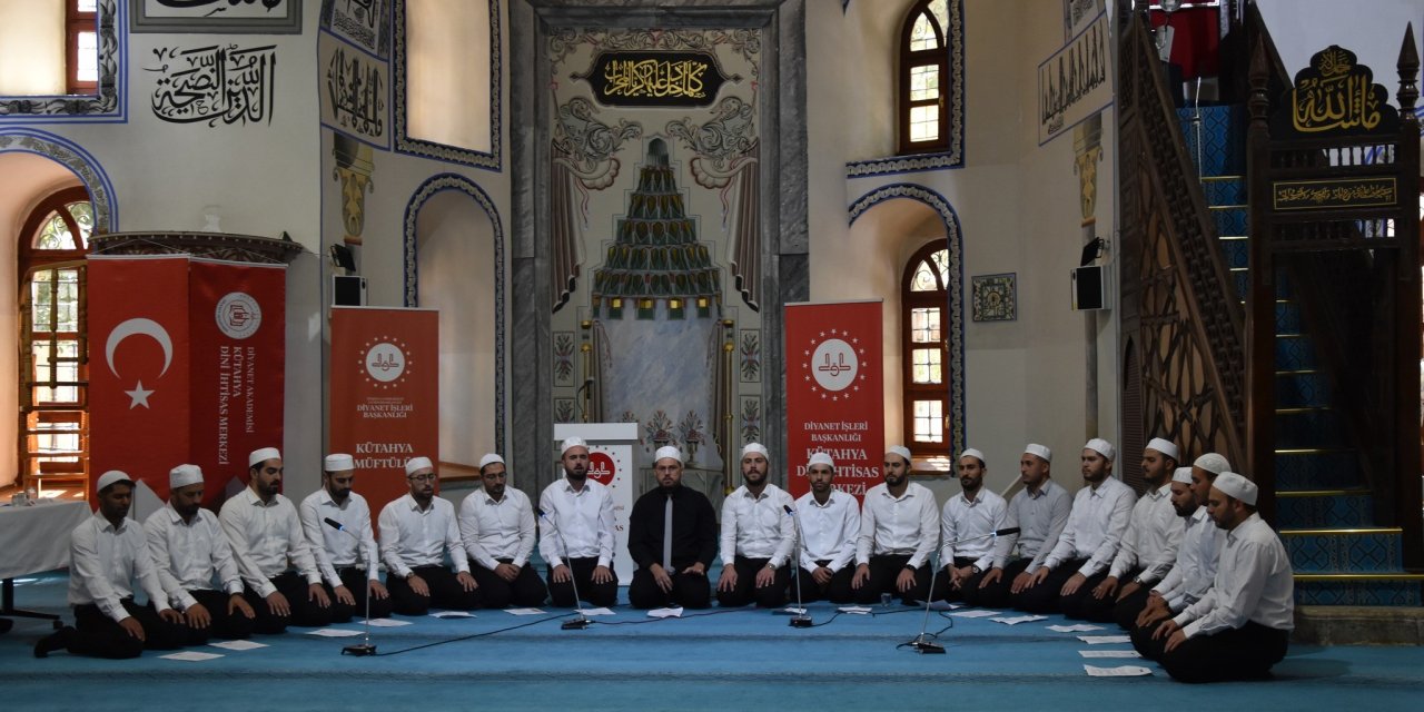 Hutbe yarışmasında Konyalı ikili zirveye oturdu