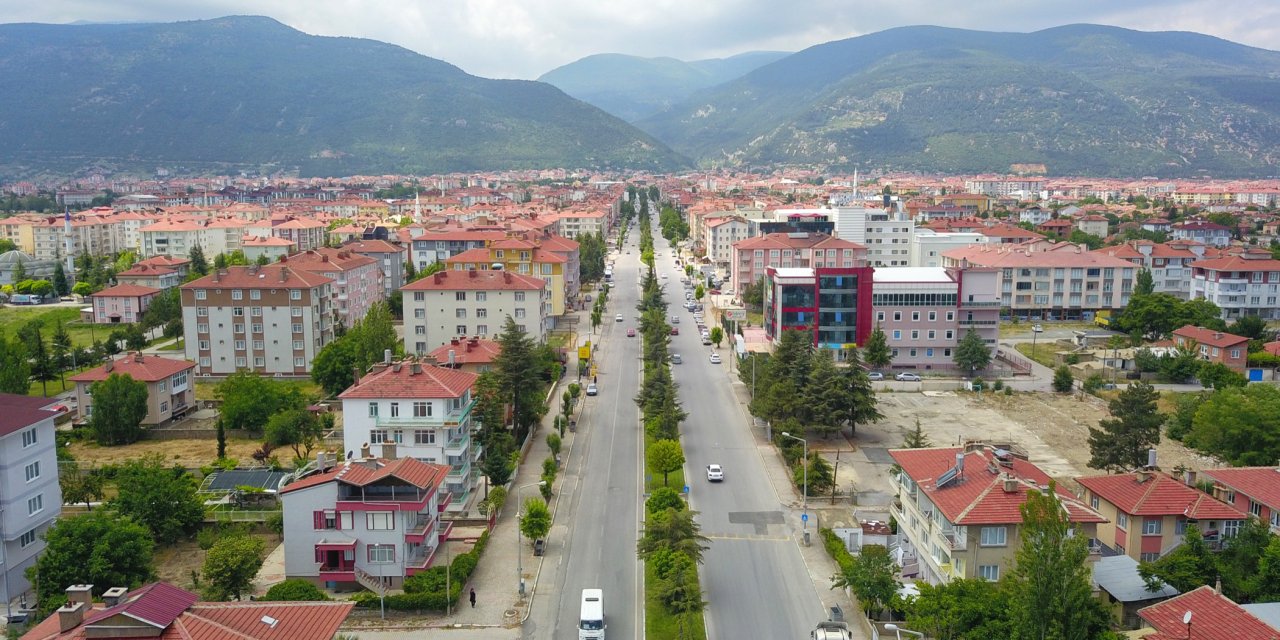 Konya’da bir ilçenin hali başkanı çileden çıkardı: Babamın oğlu olsa affetmem