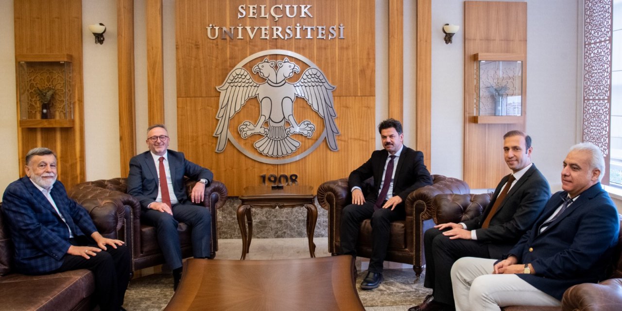 Konya Selçuk Üniversitesi asırlık mirasları tozlu raflardan dijital dünyaya taşıyor