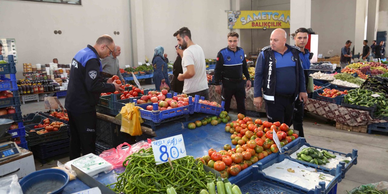 Konya Meram zabıtası pazarlarda kuş uçurtmuyor