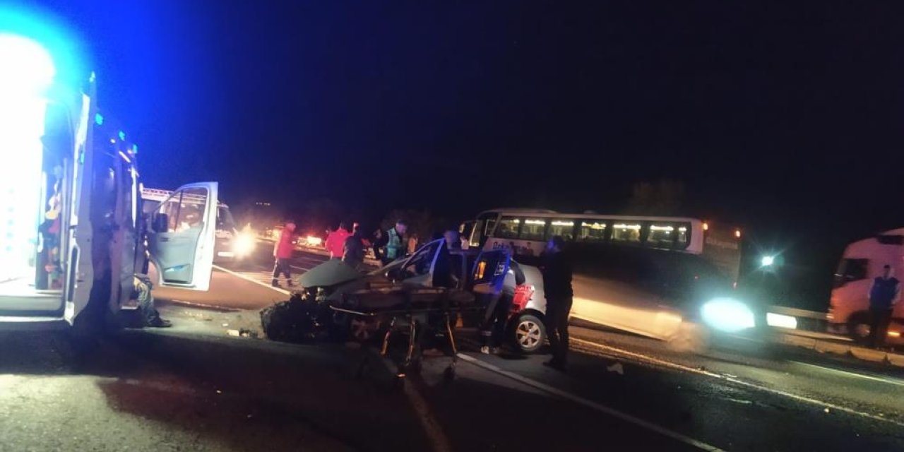 Konya’da yolcu otobüsü kazası! Otomobille çarpıştı