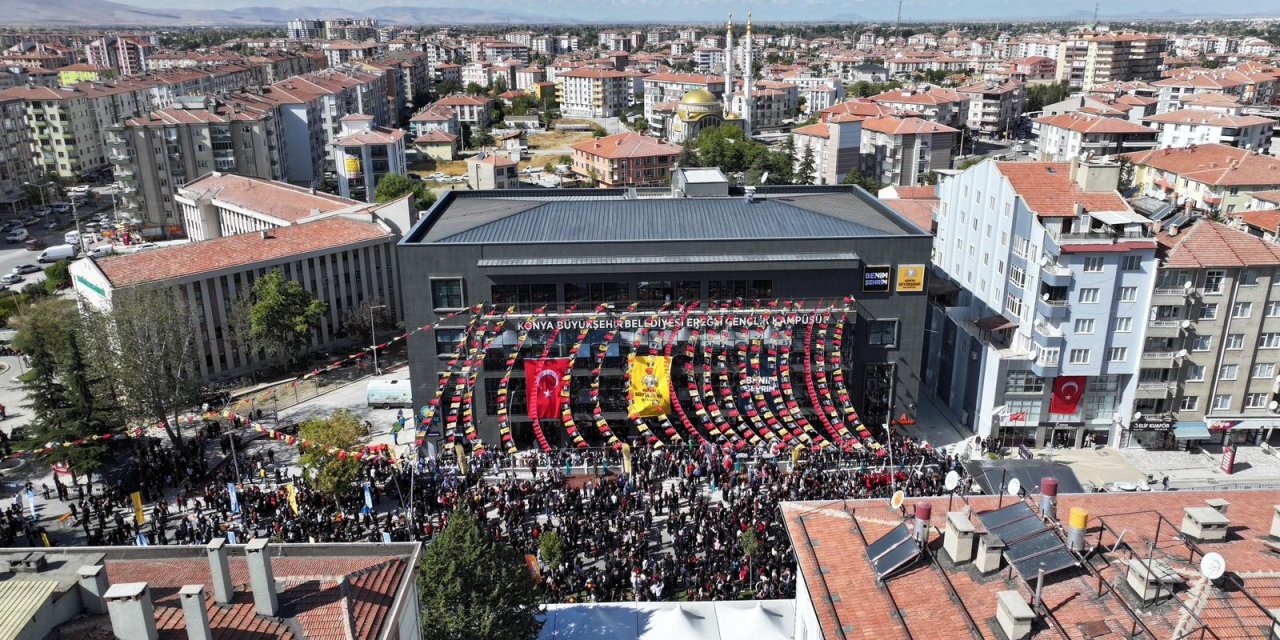 Konya’nın en büyüğü, il olmak isteyen ilçeye açıldı