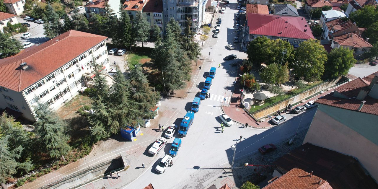 Gündüz çobanlık, gece hırsızlık! 5 milyonluk kablo vurgunu