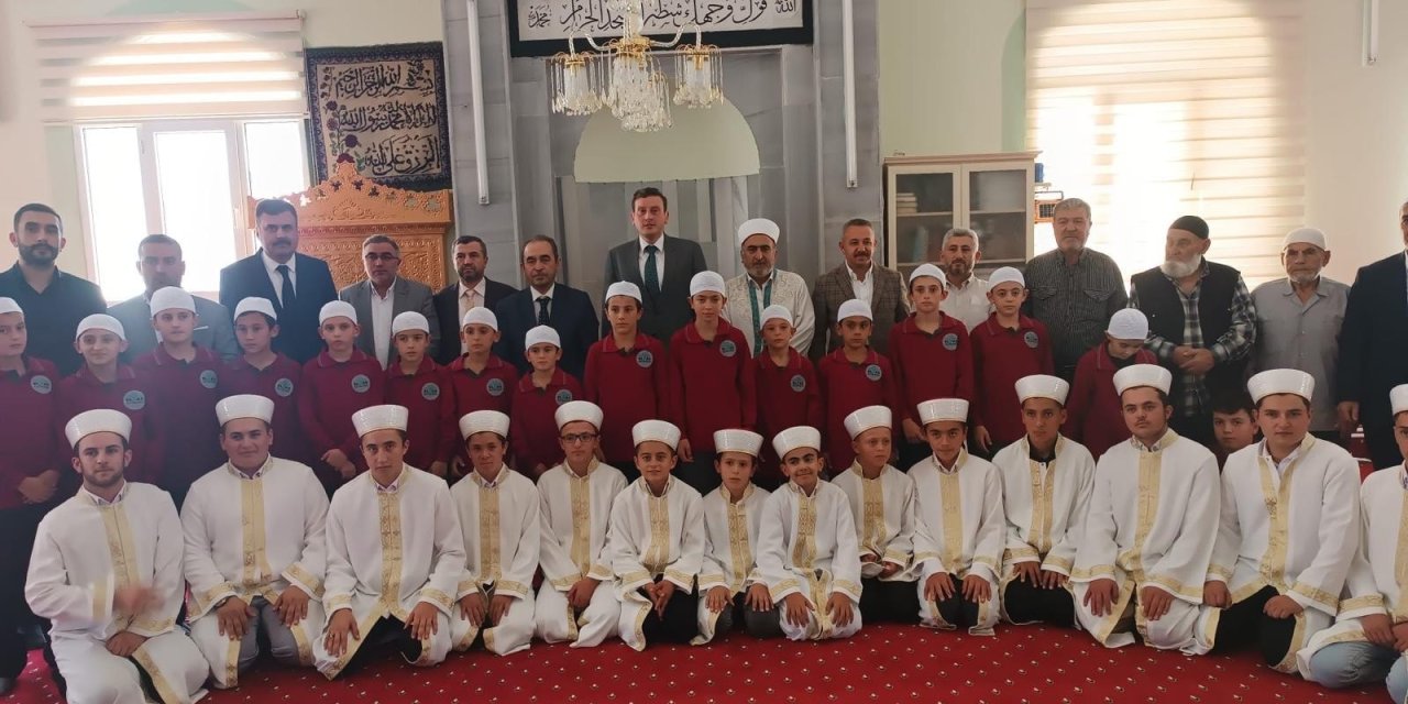 Konya’da 14 gencin hafızlık gururu