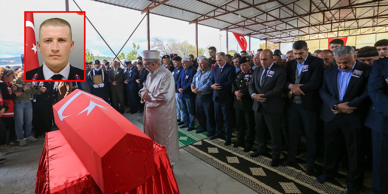 Manisa, şehidini uğurladı: Astsubay Hakkı Eryılmaz dualarla toprağa verildi