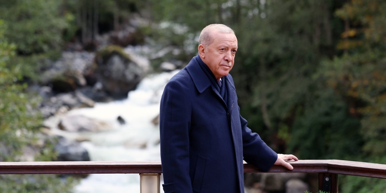 Cumhurbaşkanı Erdoğan’dan Ayder Yaylası’na sürpriz ziyaret