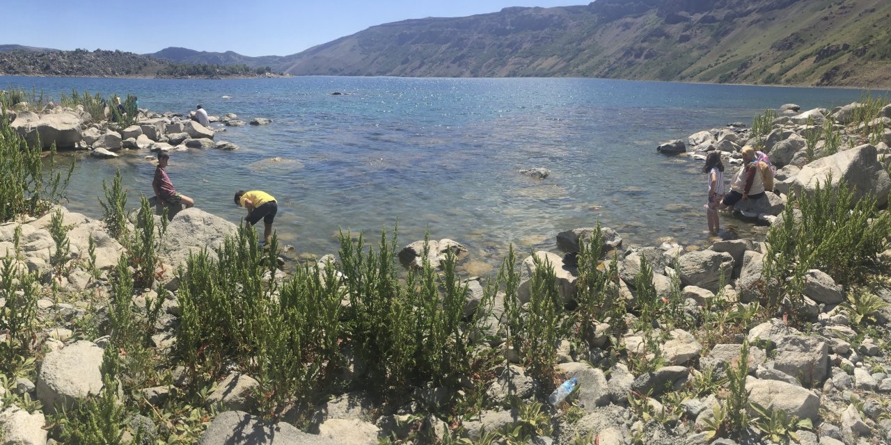 Gölde mangal yakan 2 kişiye 5 bin 906 TL ceza