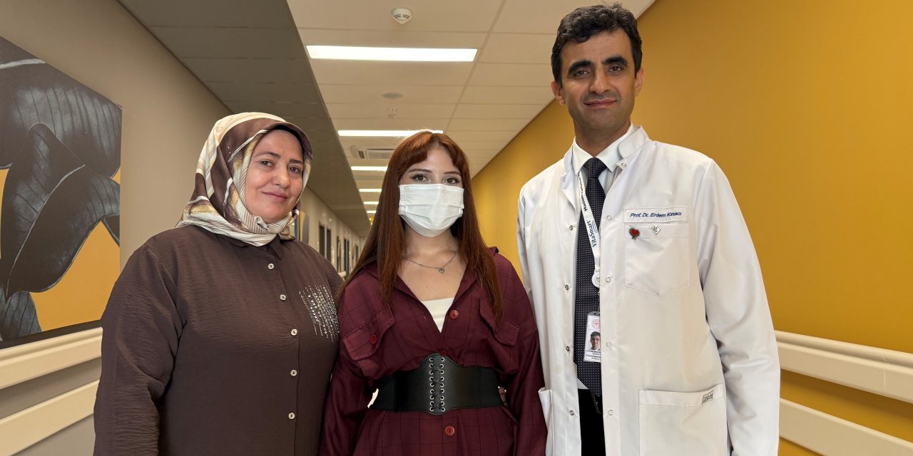 Peş peşe içtiği iki ağrı kesici sonrası karaciğeri iflas etti