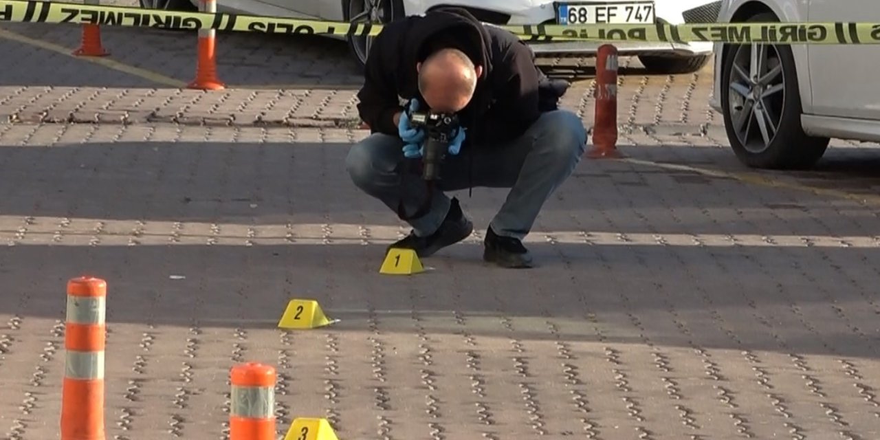 Film gibi olay! Tetikçi tuttular, firma sahibine kurşun yağdırdılar