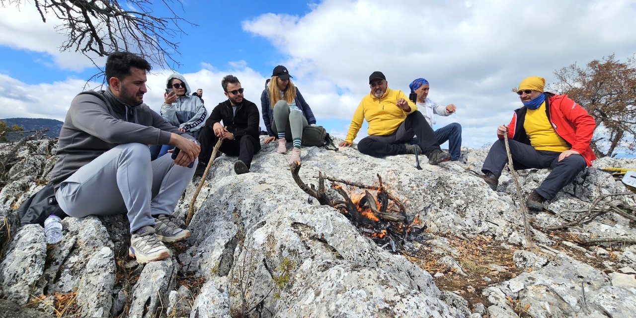Doğaseverler Konya'da ada keşfine çıktı