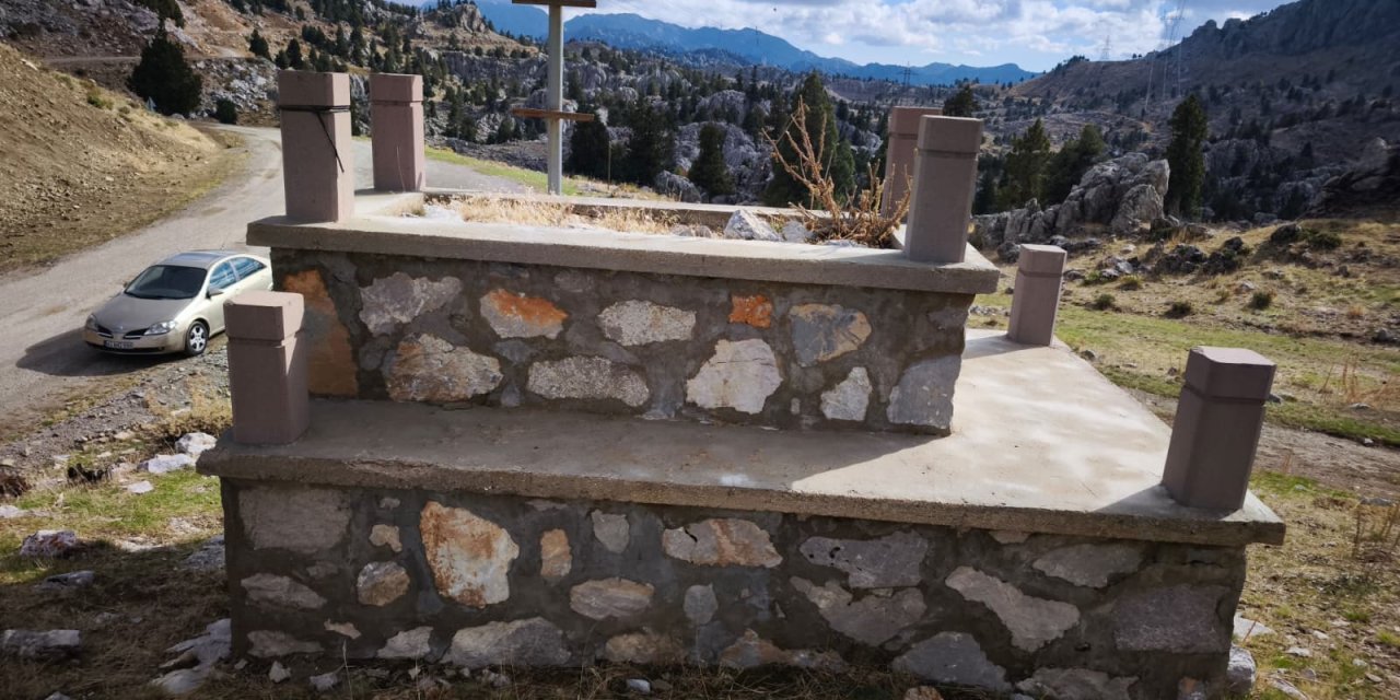 Konya’da bir mezar taşına sığmayan destan