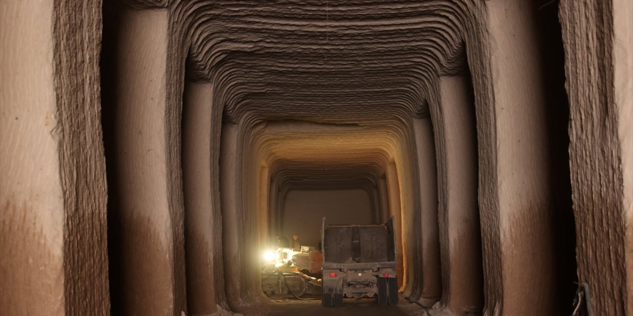 Türkiye’nin patatesi yer altı depolarında saklanıyor! Günde 600 TIR çıkıyor