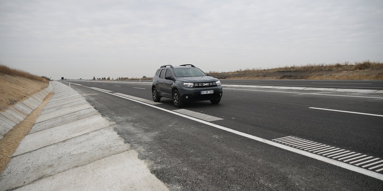 Bu yoldan geçenler mehter marşı dinliyor! Melodili yol uygulaması başladı