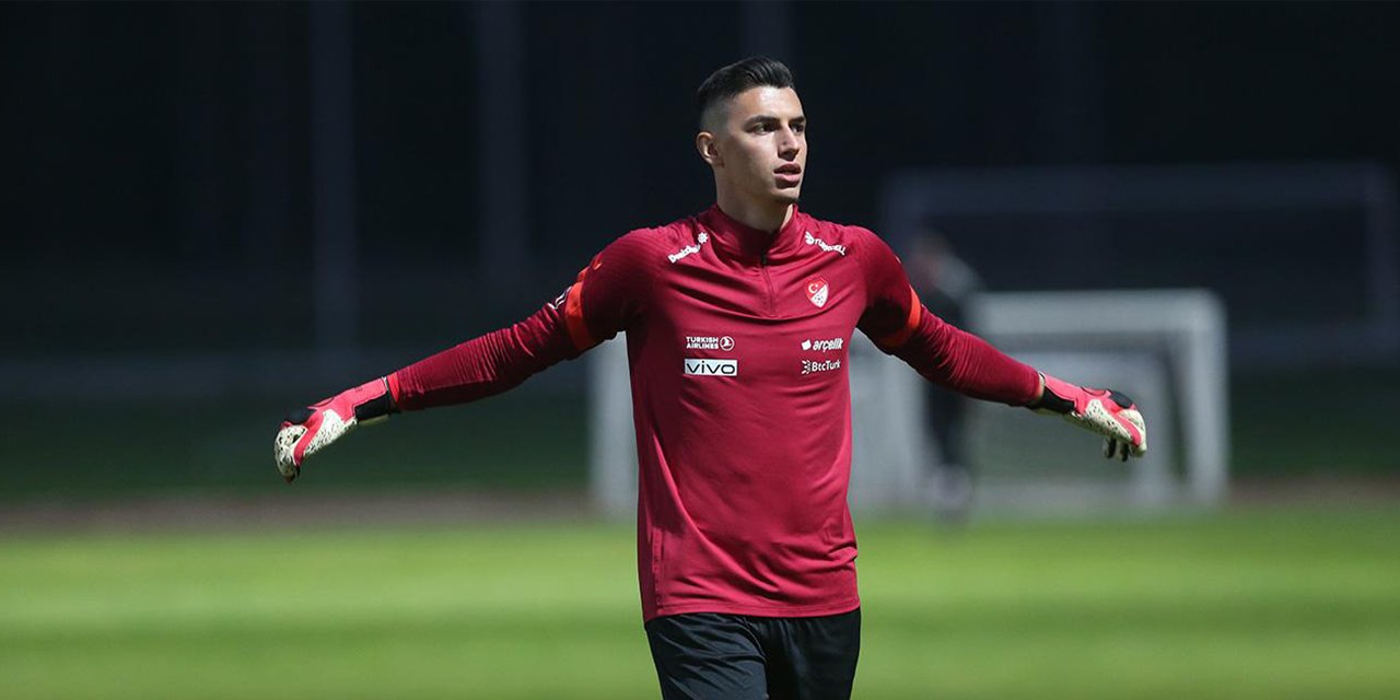 Milli takım kampından izinsiz ayrılan Berke Özer için ceza kapıda