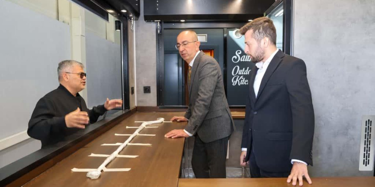 Başkan Kavuş: Atiker ailesi Konya ekonomisine değer katıyor