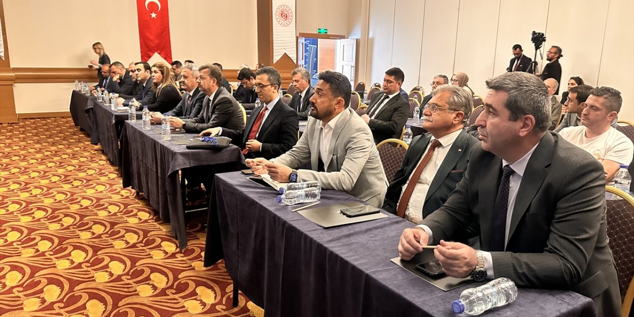 Konya'da iş dünyasındaki dönüşüm masaya yatırıldı