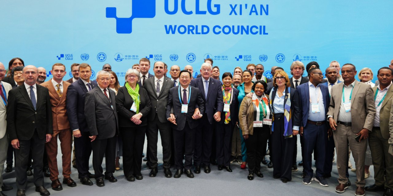 Başkan Altay öncülüğündeki platforma dünya genelinden destek geldi