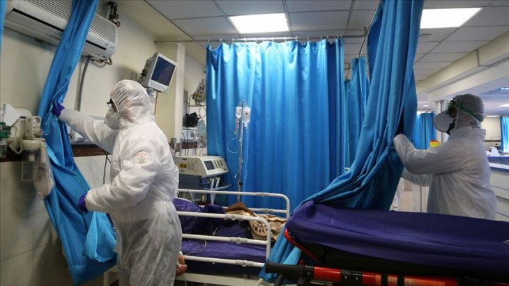 İran Sağlık Bakan Yardımcısı: 'Kovid-19, Kum'a gelen Çinlilerden bulaştı'
