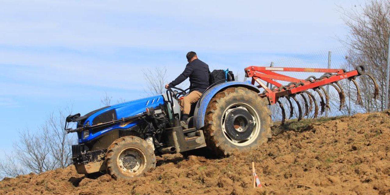 Kuraklık çiftçiyi vurdu, Konya’da traktör satışları yavaşladı