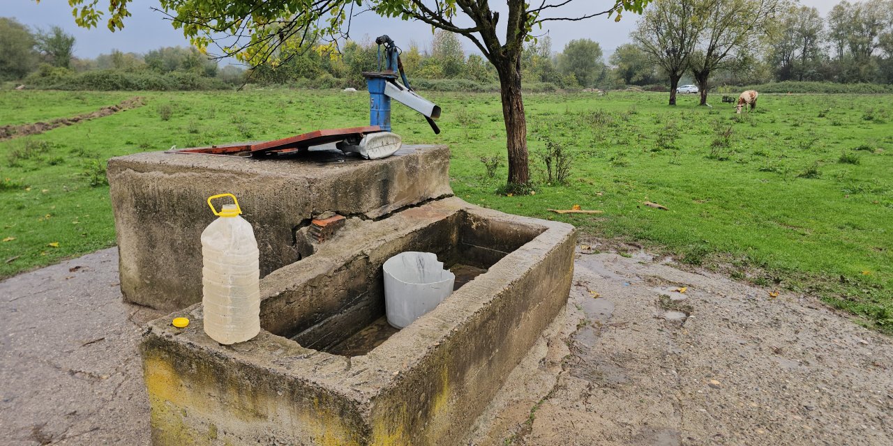 Köylüler su kuyusunda kadın cesedi buldu
