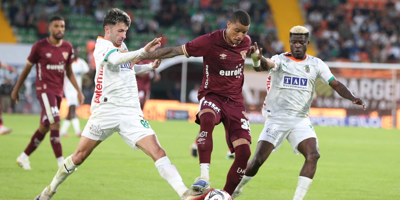 Göztepe namağlup ünvanını kaybetti