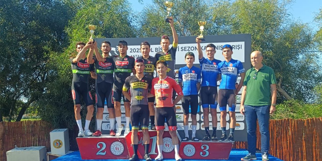 Bisiklet şehri Konya'nın sporcuları, Antalya'dan madalyayla döndü