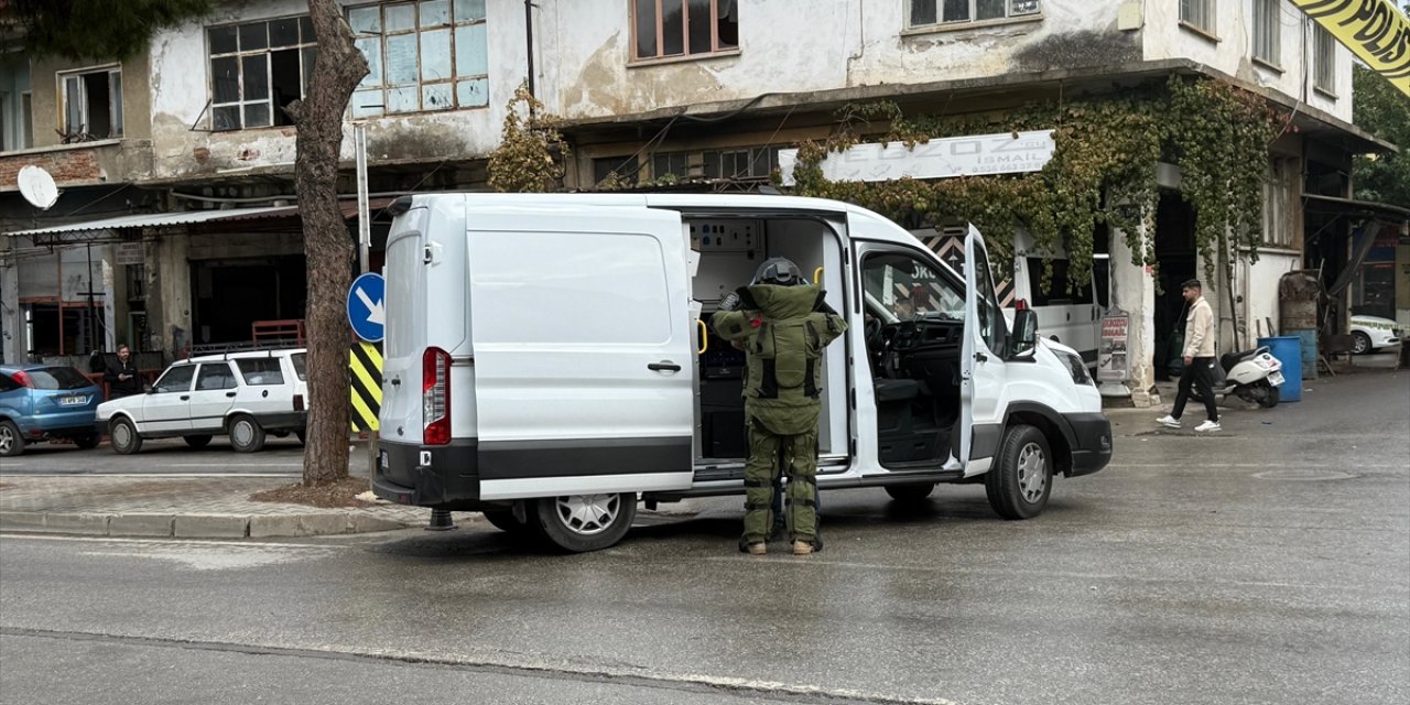 Tarlada korkutan tehlike! 10 yaşındaki çocuk el bombası buldu