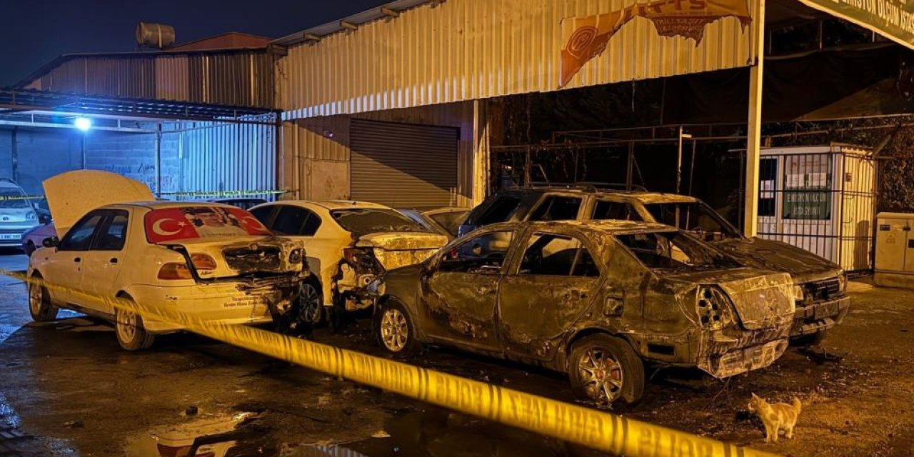 Sanayiye tamir için getirilen 5 araç kundaklandı