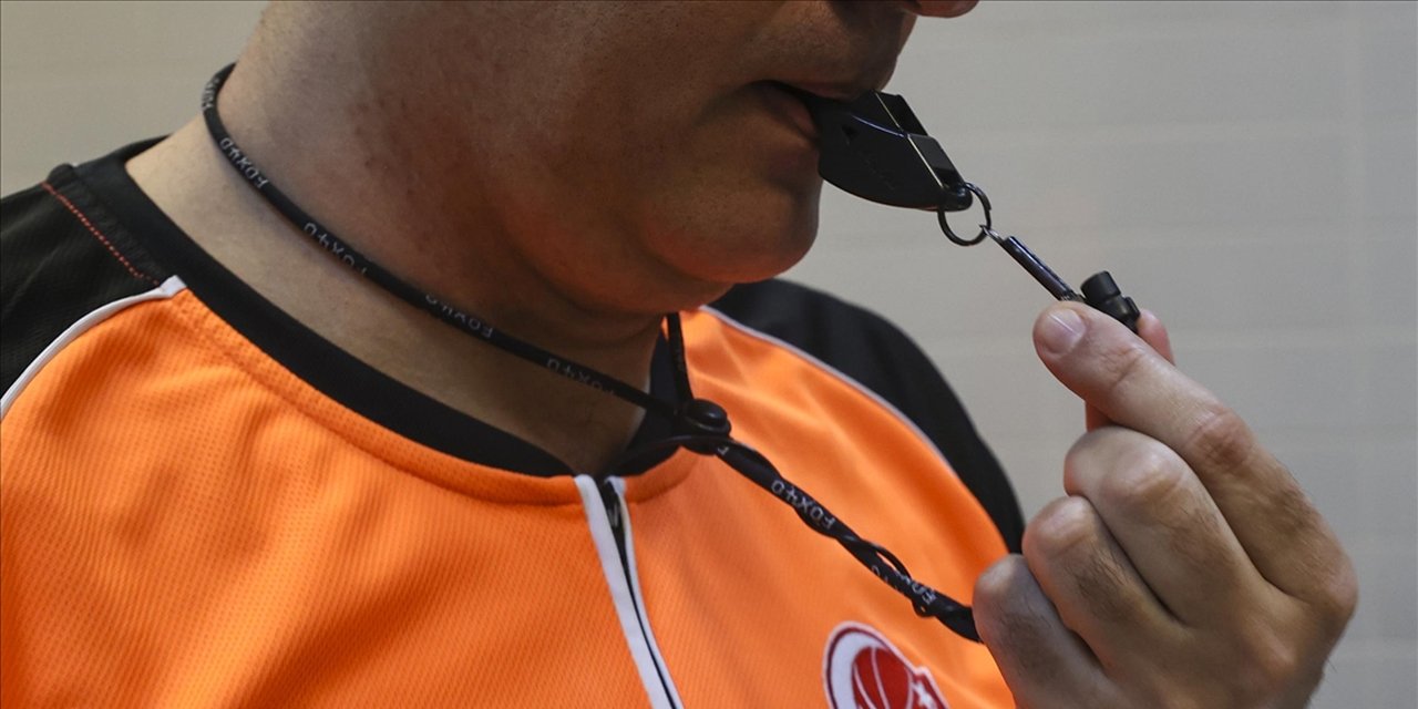 Ünlü hakeme soruşturma! Yüz binlerce euroyla yakalandı